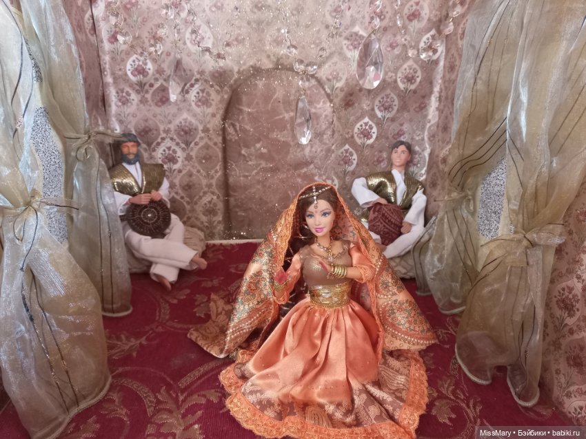 Индийский танец — Куклы Barbie (Барби): Looks (фото 3)
