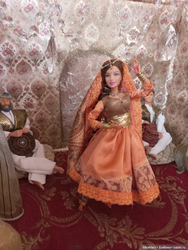 Индийский танец — Куклы Barbie (Барби): Looks