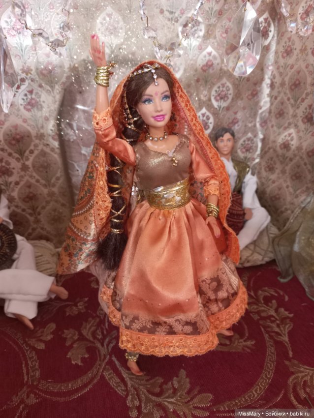 Индийский танец — Куклы Barbie (Барби): Looks