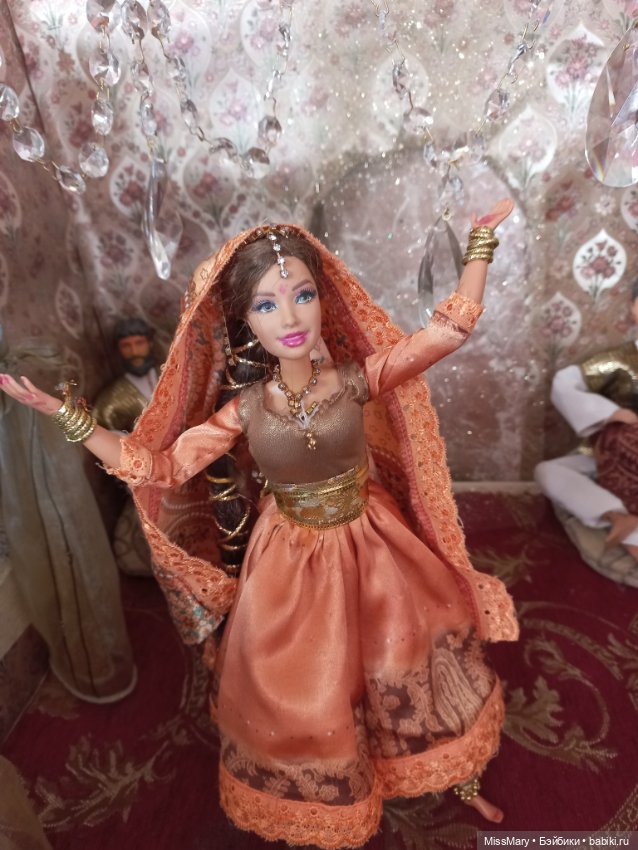 Индийский танец — Куклы Barbie (Барби): Looks