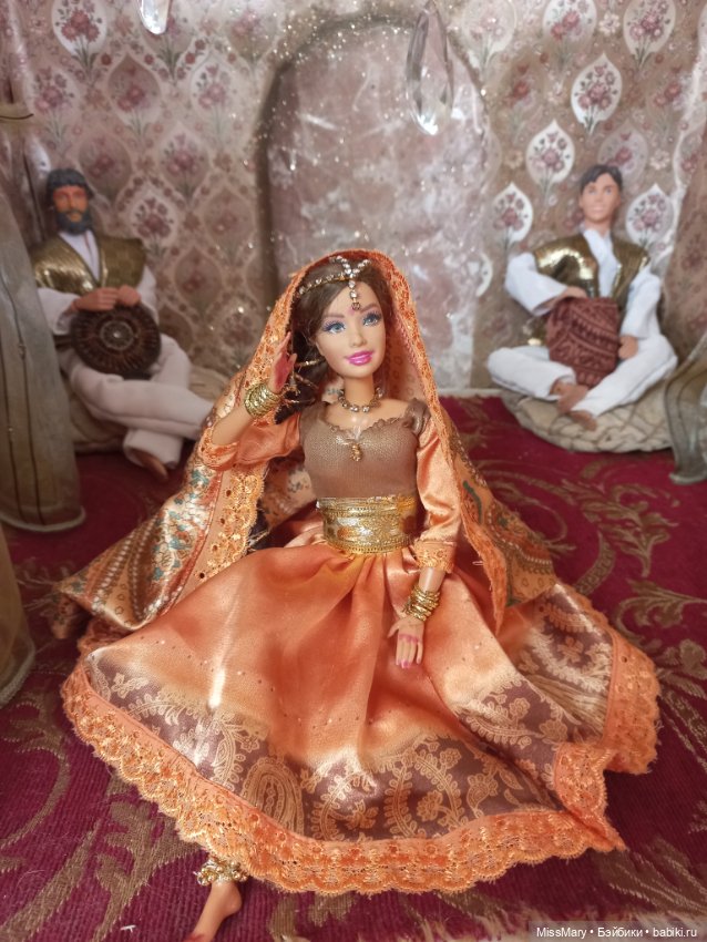 Индийский танец — Куклы Barbie (Барби): Looks