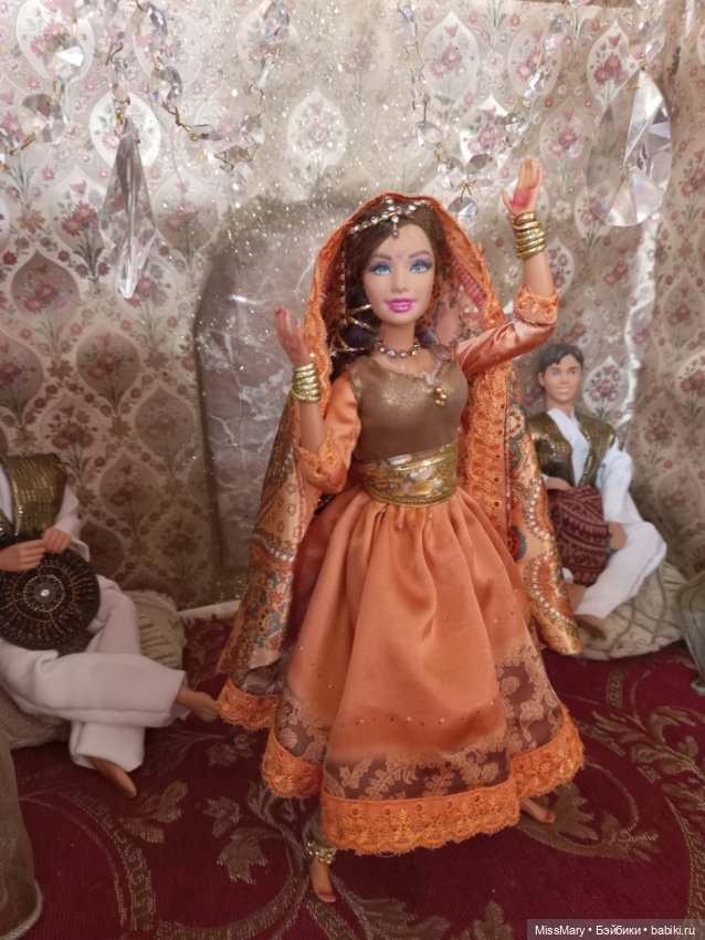 Индийский танец — Куклы Barbie (Барби): Looks