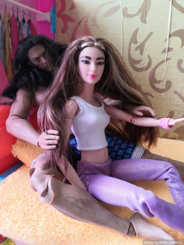 Утренняя гимнастика. 16+ — Куклы Barbie (Барби): Looks