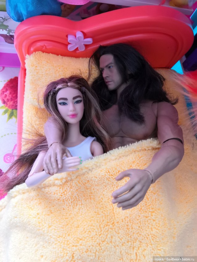Утренняя гимнастика. 16+ — Куклы Barbie (Барби): Looks