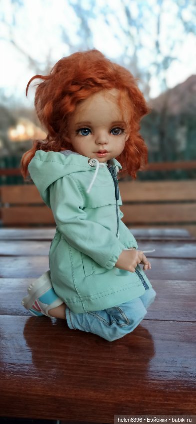 Мы с подружкою вдвоём замечательно живем