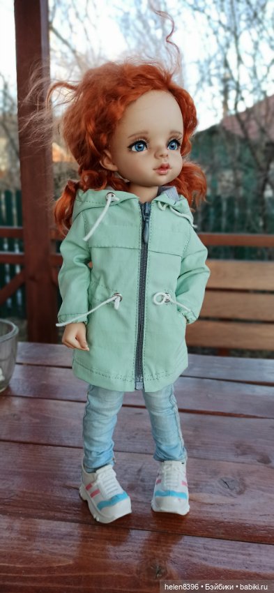 Мы с подружкою вдвоём замечательно живем