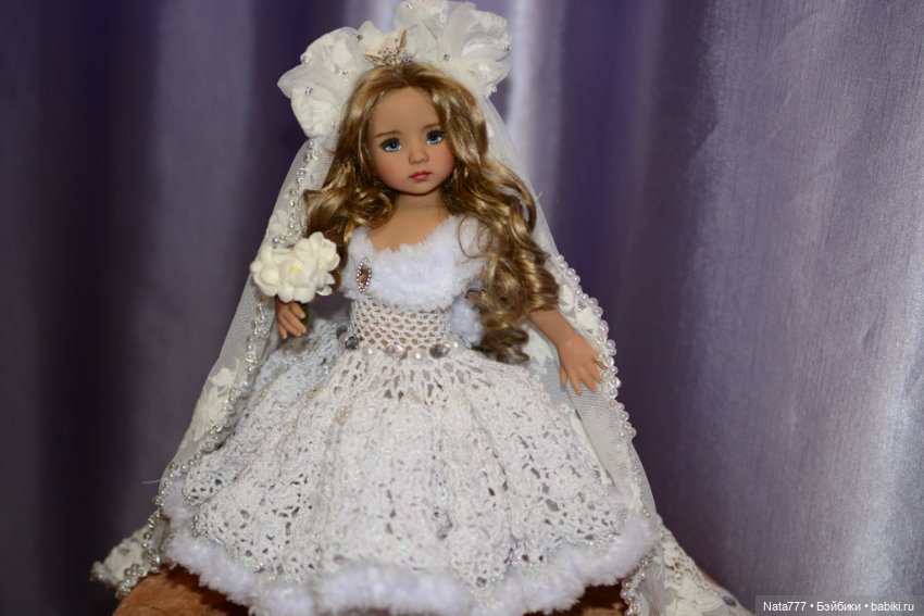 Роскошный свадебный наряд для кукол Little Darling (фото 6)