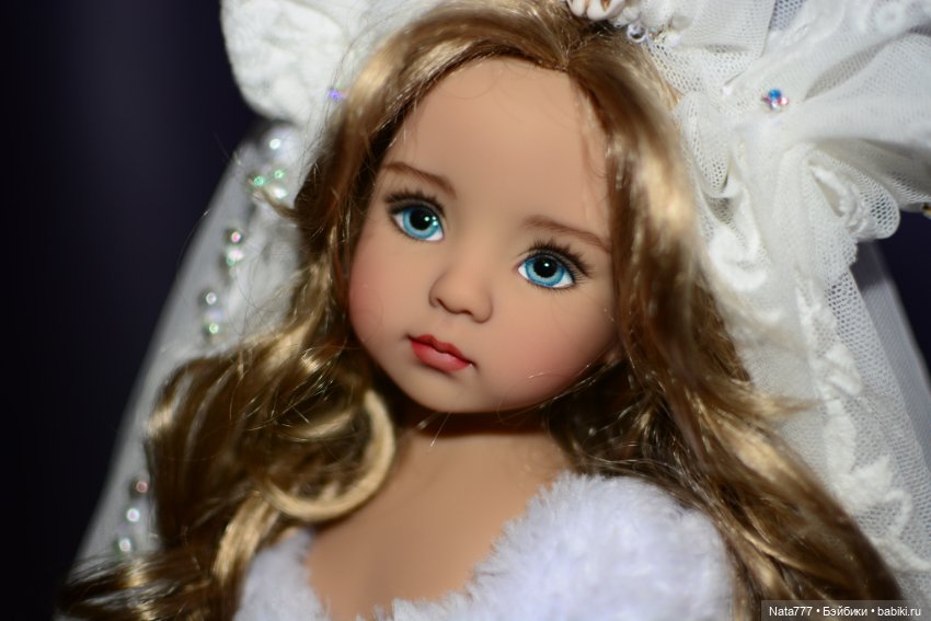 Роскошный свадебный наряд для кукол Little Darling