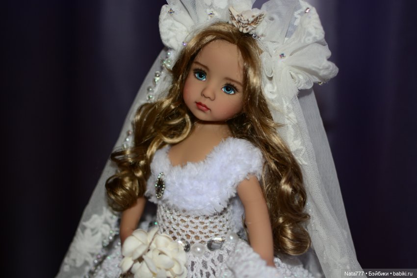 Роскошный свадебный наряд для кукол Little Darling