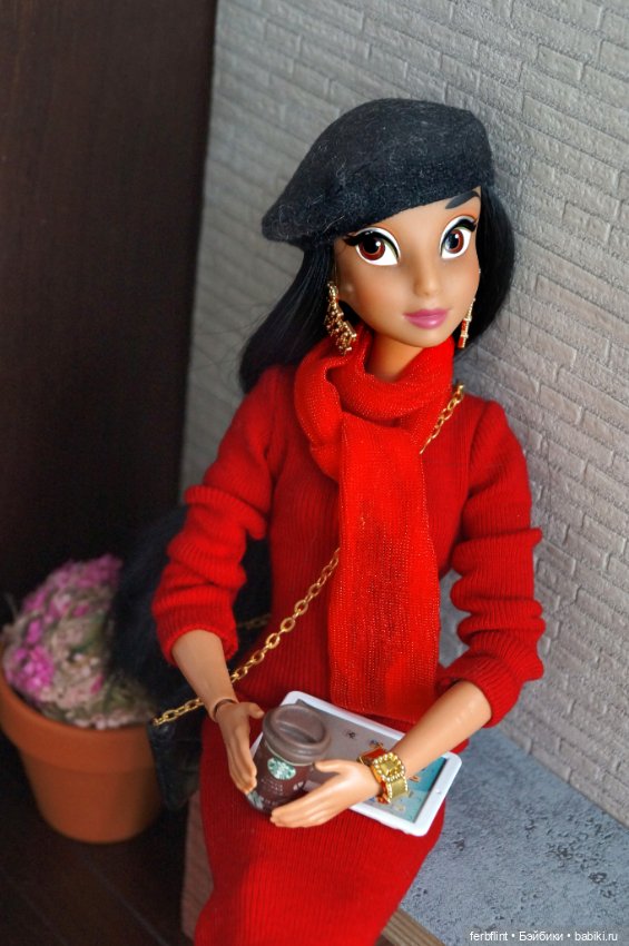 Принцесса в красном — Куклы Disney Animators и Принцессы Диснея: Disney Store (фото 4)