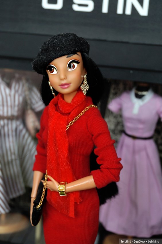 Принцесса в красном — Куклы Disney Animators и Принцессы Диснея: Disney Store (фото 2)