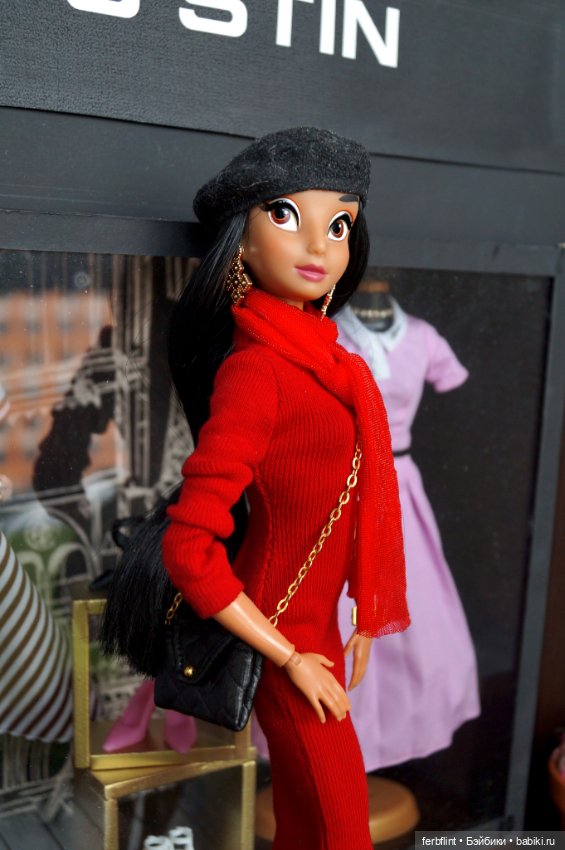 Принцесса в красном — Куклы Disney Animators и Принцессы Диснея: Disney Store (фото 3)