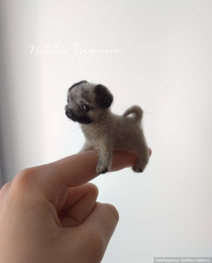 Мопсик — Валяные игрушки из шерсти: сухое валяние (фото 3)