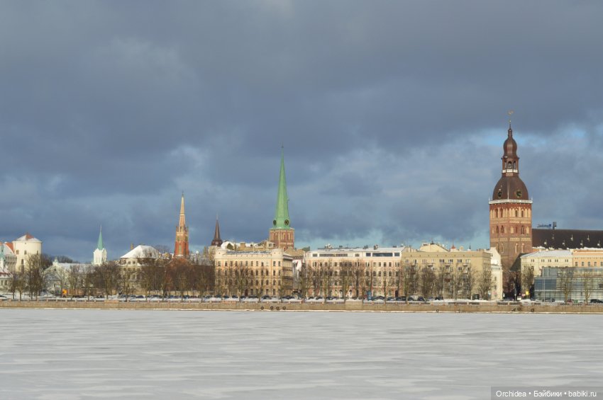 Амелия, чибби путешественница