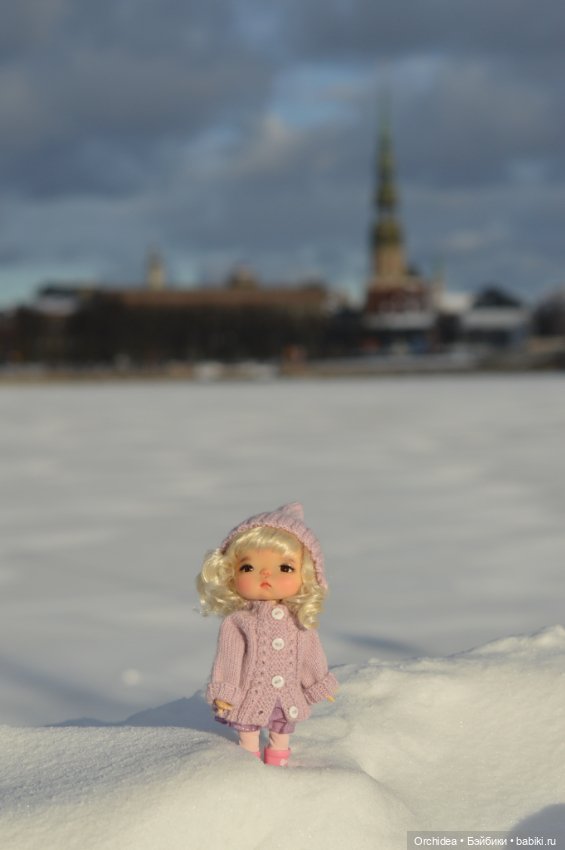 Амелия, чибби путешественница