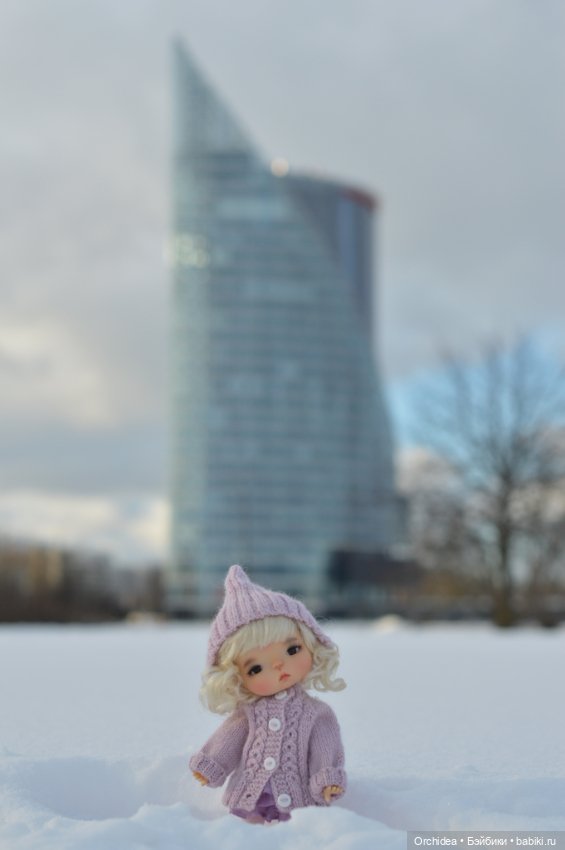 Амелия, чибби путешественница