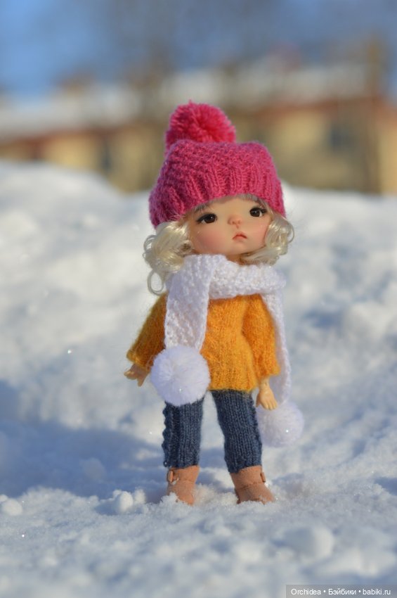 Амелия, чибби путешественница