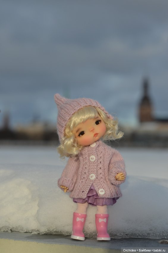 Амелия, чибби путешественница