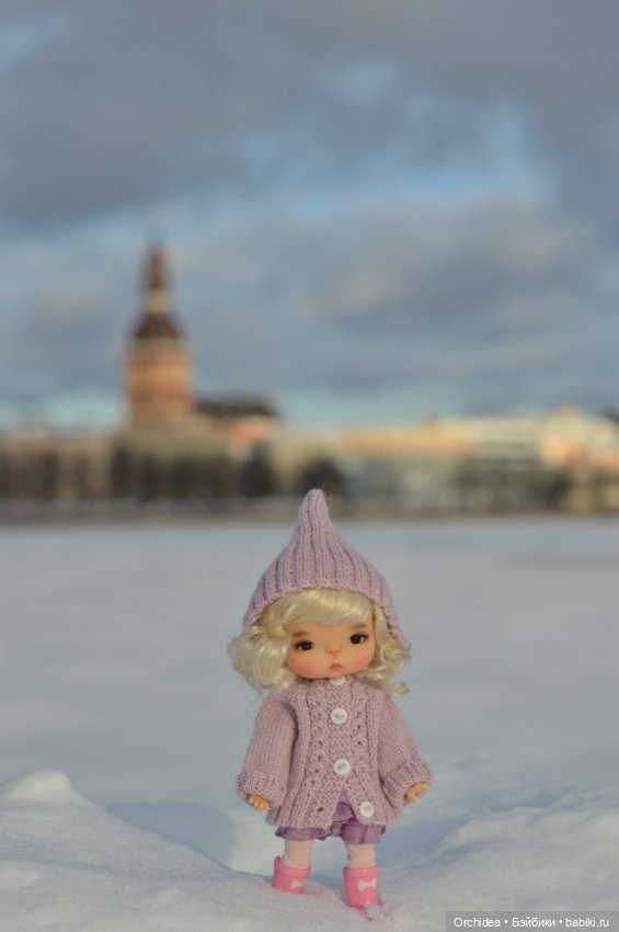 Амелия, чибби путешественница