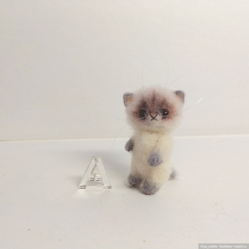 Котейка — Валяные игрушки из шерсти: сухое валяние (фото 4)