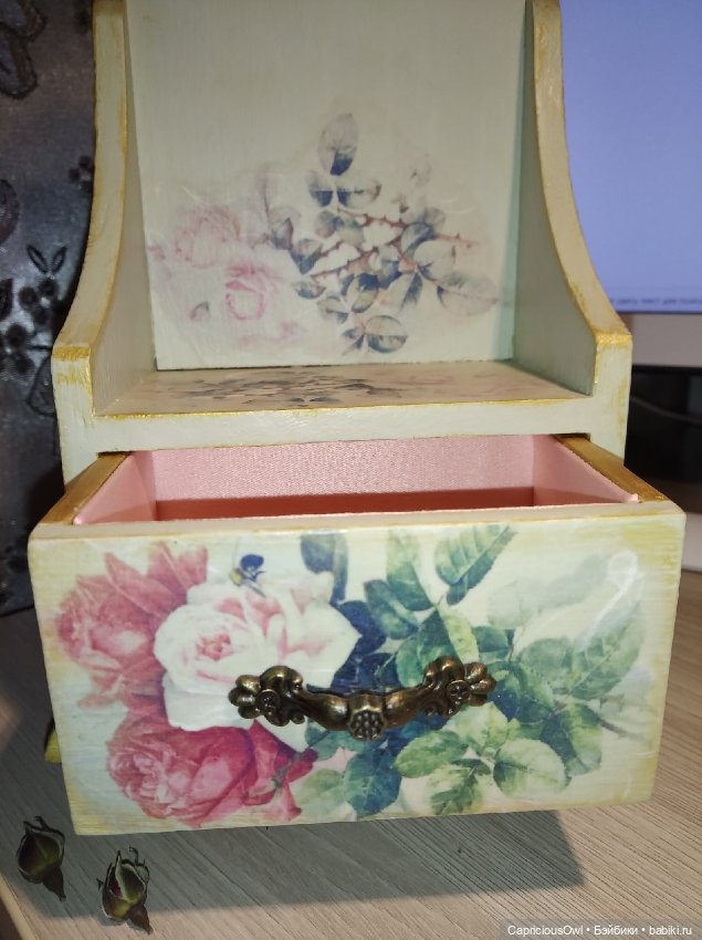 Акварельные розы — Мебель для кукол и домиков: фото