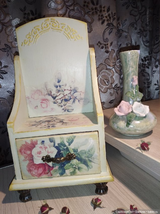 Акварельные розы — Мебель для кукол и домиков: фото