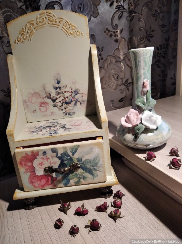 Акварельные розы — Мебель для кукол и домиков: фото