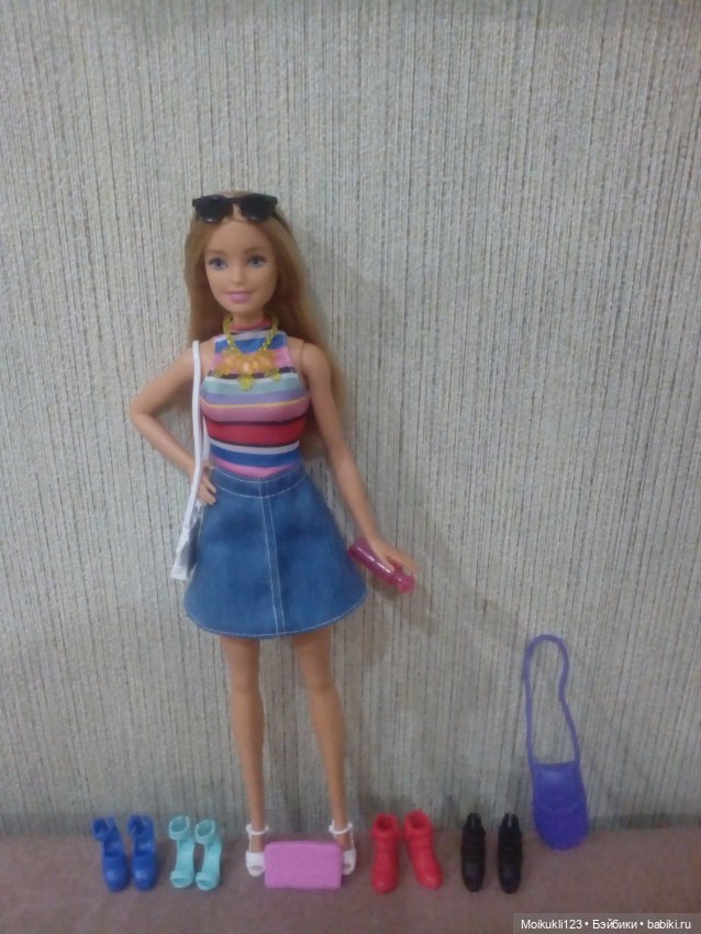 Новенькие — Куклы Barbie (Барби): Looks (фото 3)