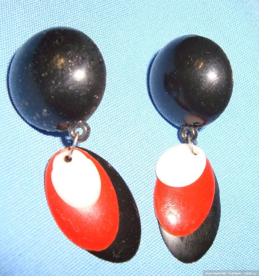 Колечки, браслетики, клипсики, нашего детства.. Вспомним