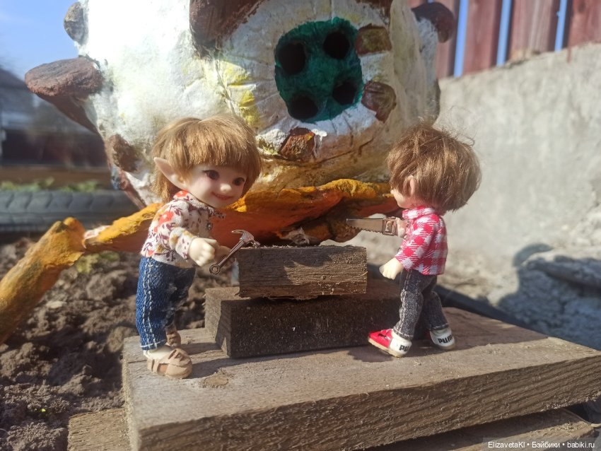 Надо помогать старикам. Realpuki. 114 часть