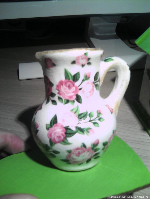 Маленькая шкатулочка и кувшинчик