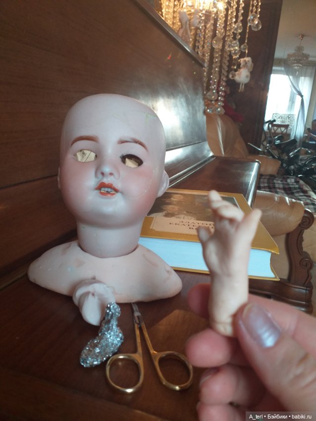 Озорная гостья из прошлого (фото 3)