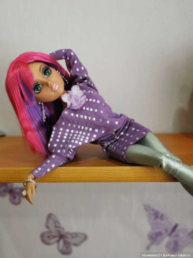 Разные перевоплощения моих кукол Moxie Teenz