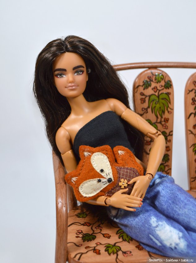 Время летних вечеринок. Диванчик для Barbie (фото 3)