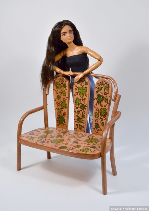 Время летних вечеринок. Диванчик для Barbie (фото 5)