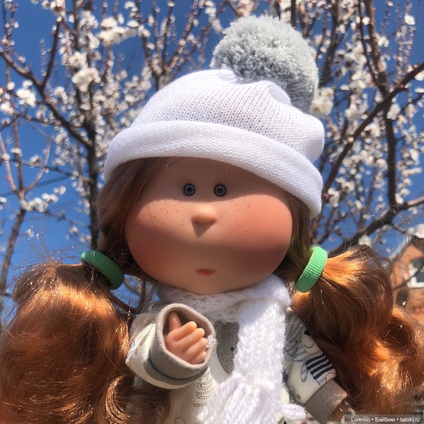 Куклы Nines d'Onil (Нинес): Миа (Mia) (фото 3)