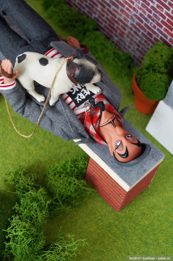 Прогулка в шесть утра — Куклы Disney Animators и Принцессы Диснея: Disney Store (фото 10)