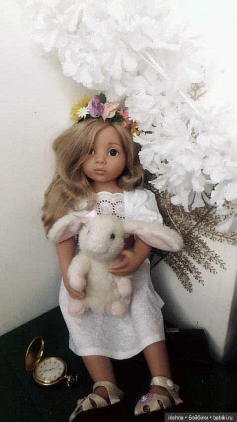 Как платье, карманные часы и кролик рассказали историю (фото 5)