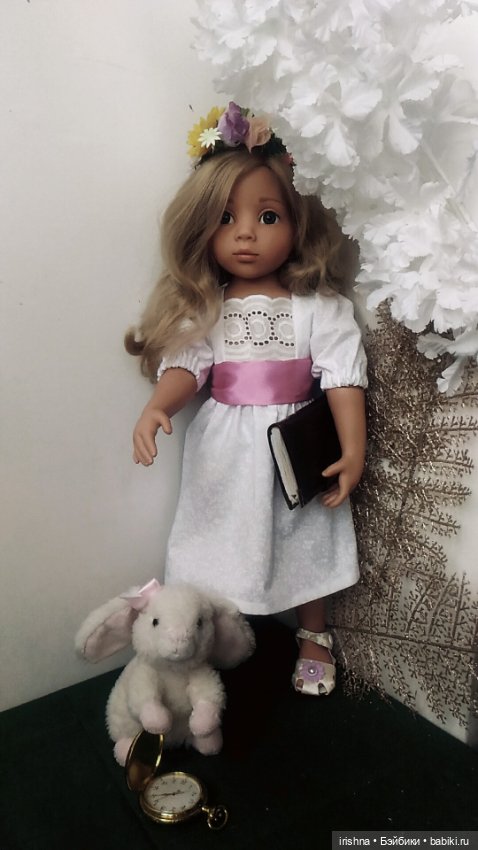 Как платье, карманные часы и кролик рассказали историю (фото 3)