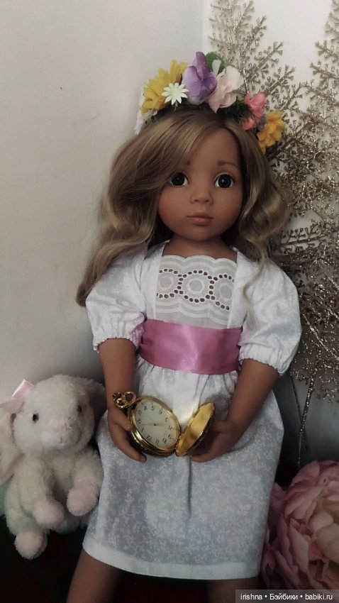 Как платье, карманные часы и кролик рассказали историю (фото 6)