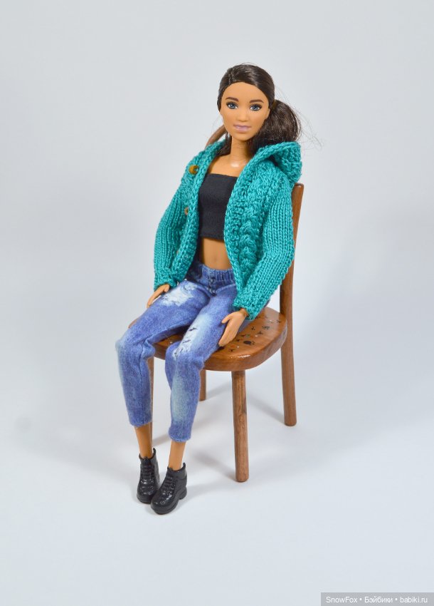 Котиков много не бывает... Даже на стул один забежал (фото 3)