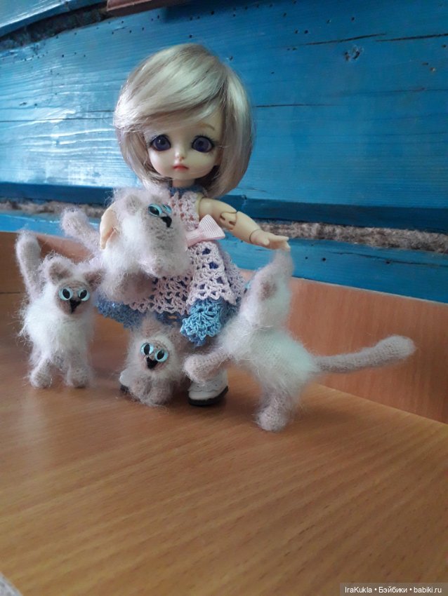 Семейка кошачьих — Вязаные игрушки и амигуруми: крючком