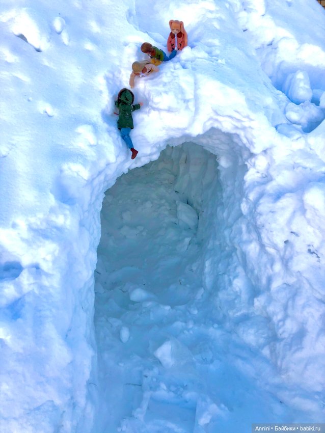 Зимняя прогулка азонок и немного информации о персонажах (фото 10)