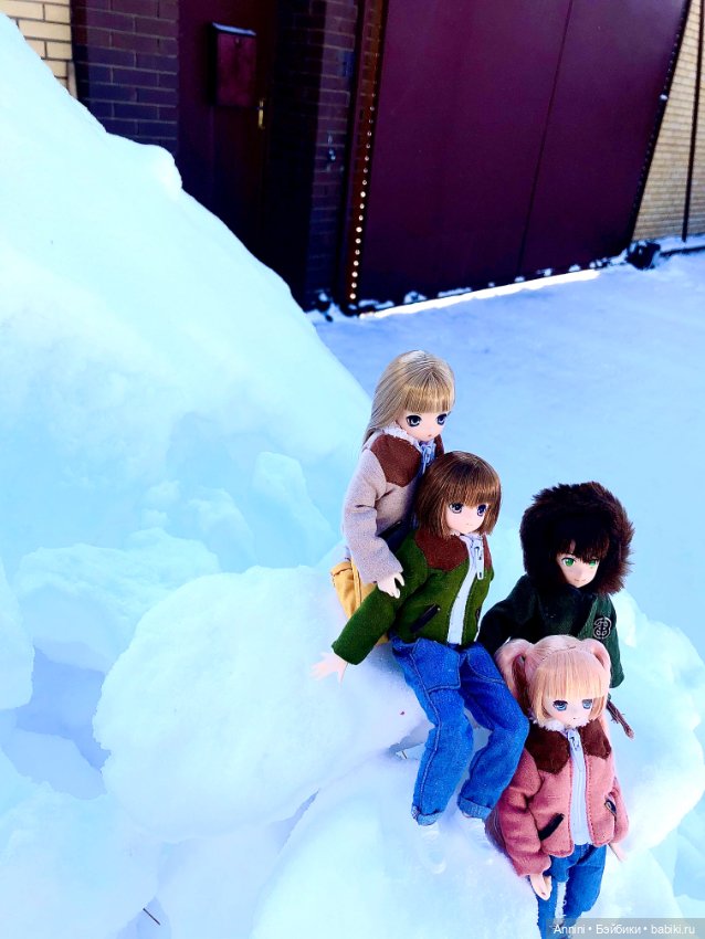 Зимняя прогулка азонок и немного информации о персонажах (фото 7)