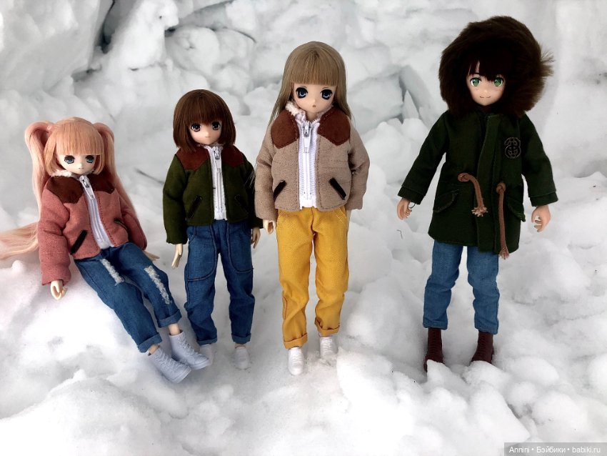 Зимняя прогулка азонок и немного информации о персонажах