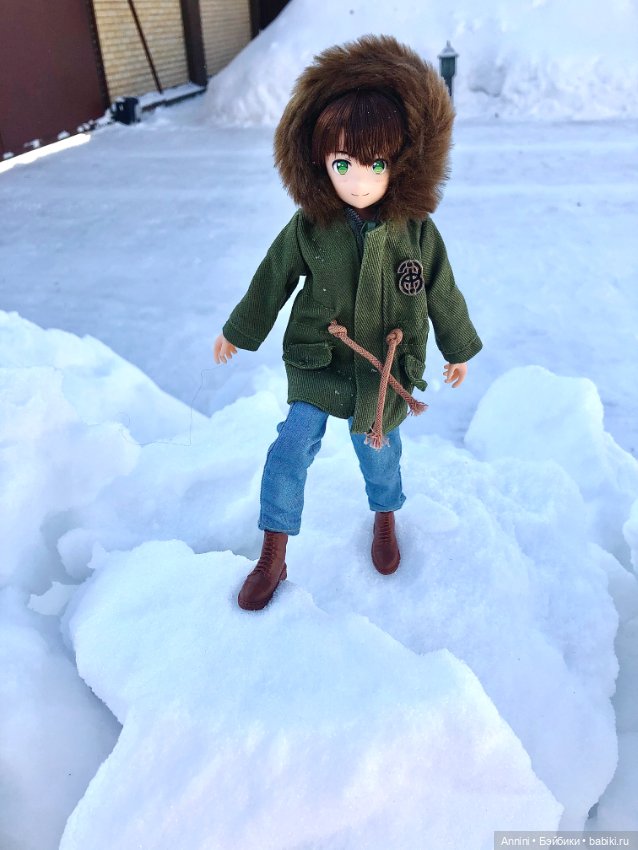 Зимняя прогулка азонок и немного информации о персонажах (фото 8)