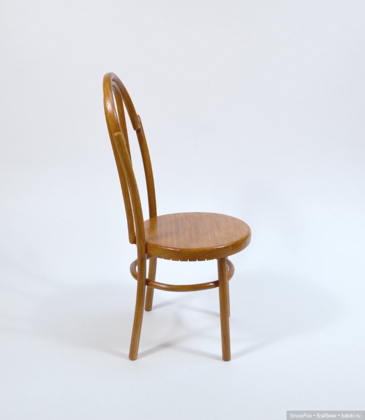 Стульчик для больших девочек (фото 4)