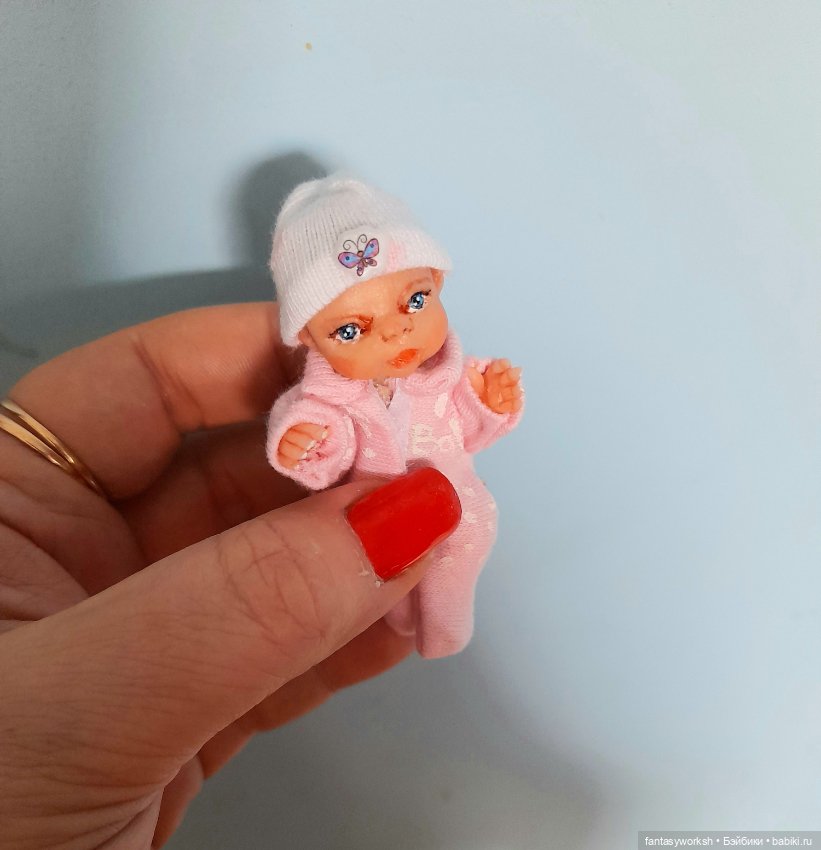 Микроскопическая леди и ее гардероб. Авторские куклы Натальи Игнатьевой (фото 2)