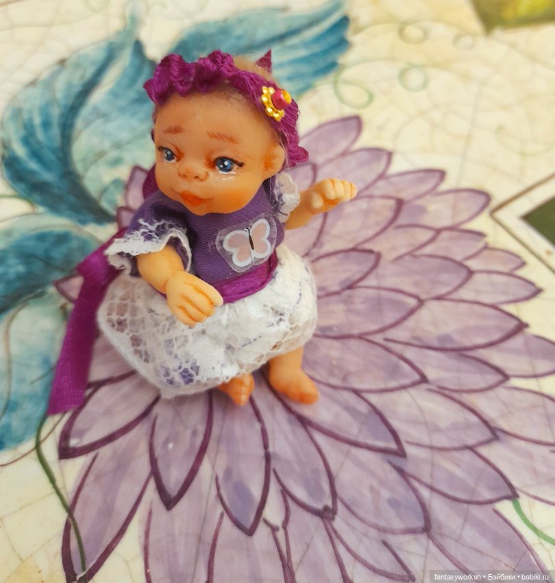 Микроскопическая леди и ее гардероб. Авторские куклы Натальи Игнатьевой (фото 7)
