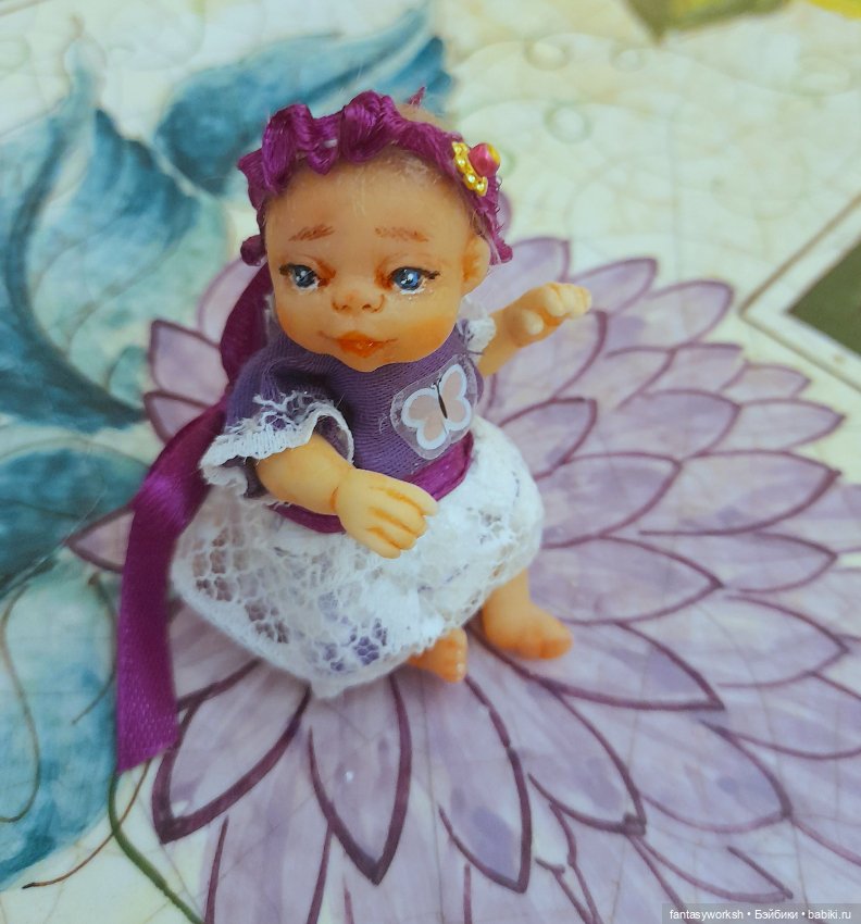 Микроскопическая леди и ее гардероб. Авторские куклы Натальи Игнатьевой (фото 8)